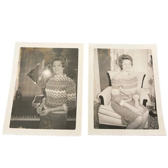 Vintage Black & White Photo Picture Of Young Woman Posing Piano Skirt Piano‎ - Picture 1 of 6
